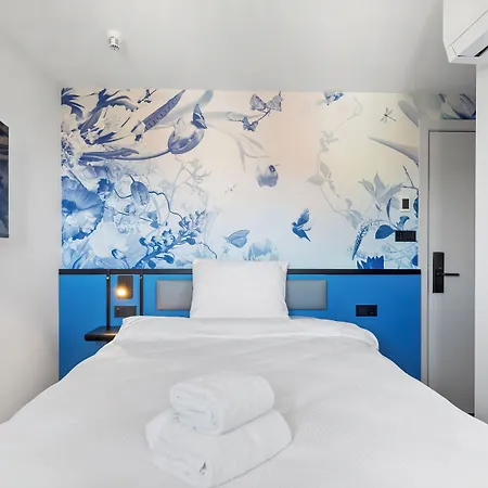 Hotel Dutch Design Vondelpark 3*