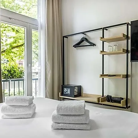 Dutch Design Vondelpark Hotell