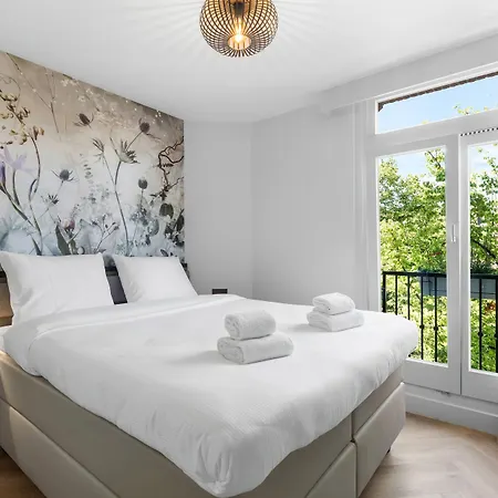 Dutch Design Vondelpark 3*