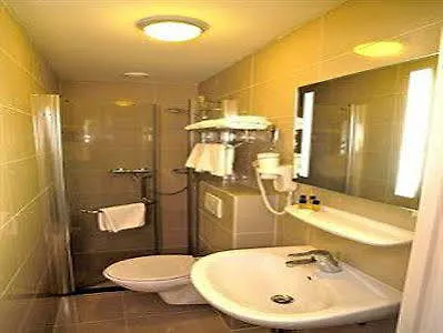 Dutch Design Vondelpark 3* אמסטרדם