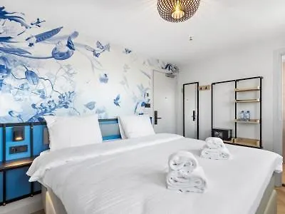 Dutch Design Vondelpark Otel