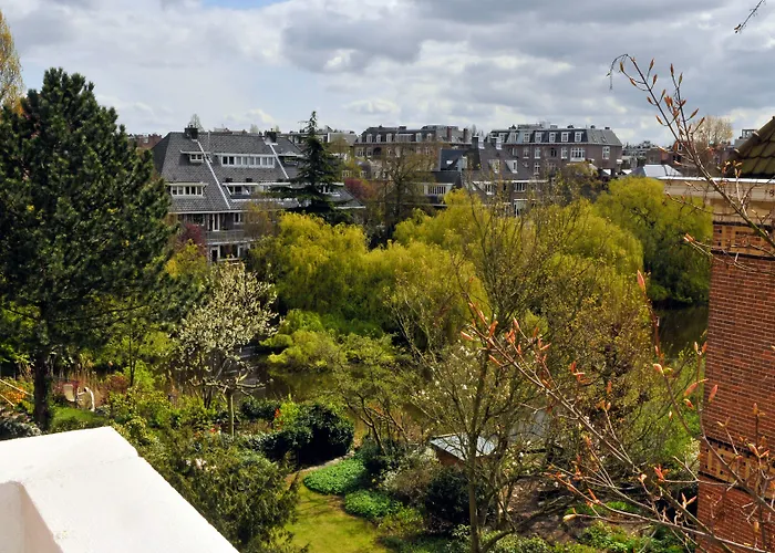 Dutch Design Vondelpark 3*