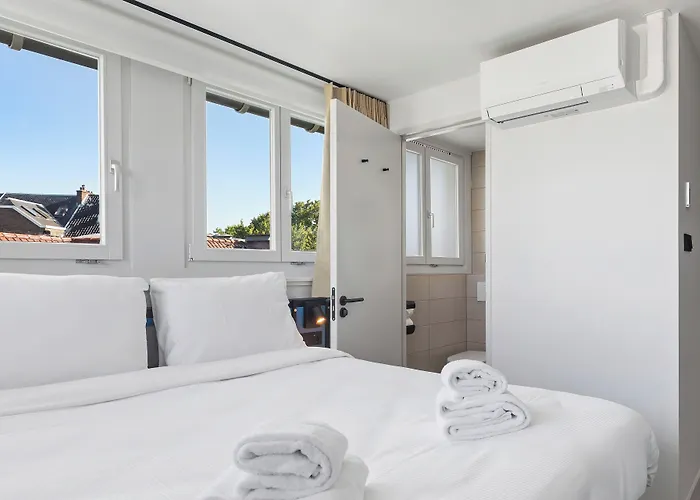 Dutch Design Vondelpark 3*