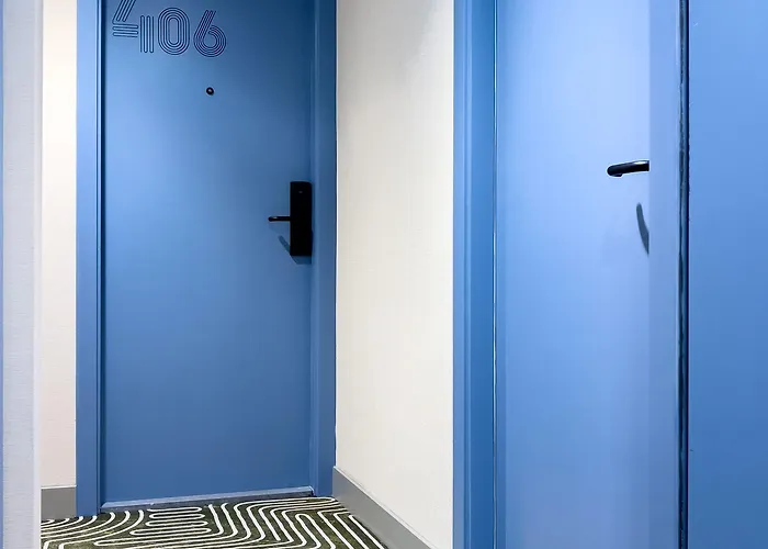 Dutch Design Vondelpark Otel 3*