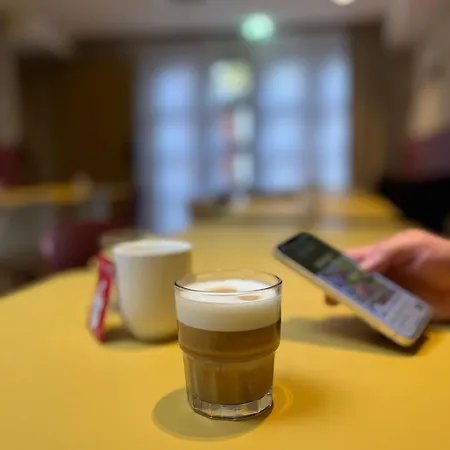 ホテル Dutch Design Vondelpark アムステルダム