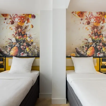 Dutch Design Vondelpark 3*