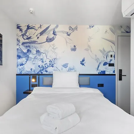 Hotel Dutch Design Vondelpark 3*