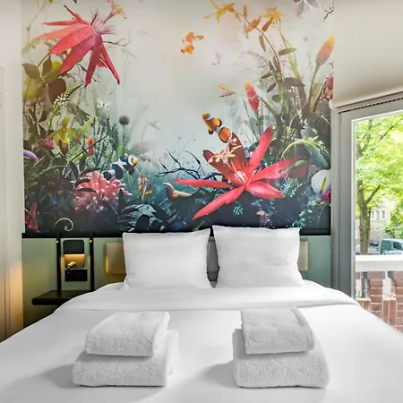 Hotel Dutch Design Vondelpark 3*