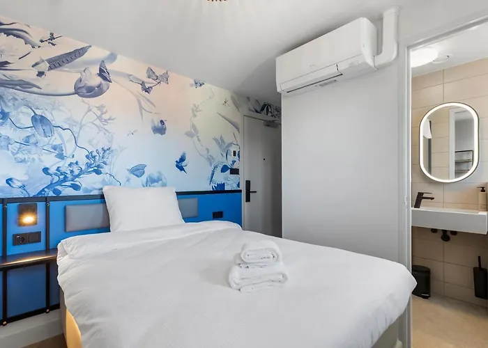 Dutch Design Vondelpark Otel