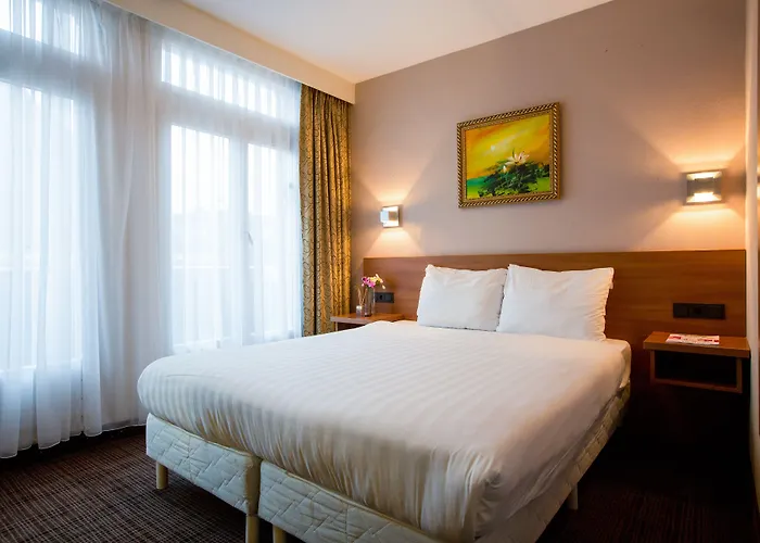 Dutch Design Vondelpark 3*