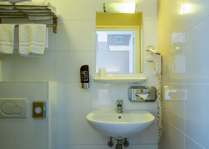 Dutch Design Vondelpark 3*