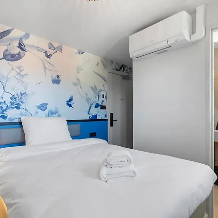 Dutch Design Vondelpark Hotel