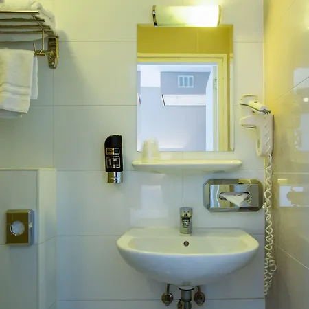 Dutch Design Vondelpark 3*