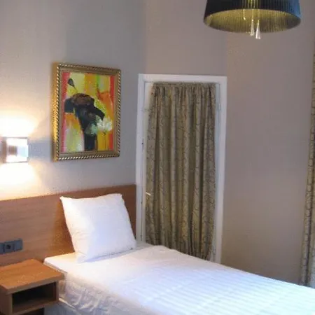 Dutch Design Vondelpark Hotel 3*